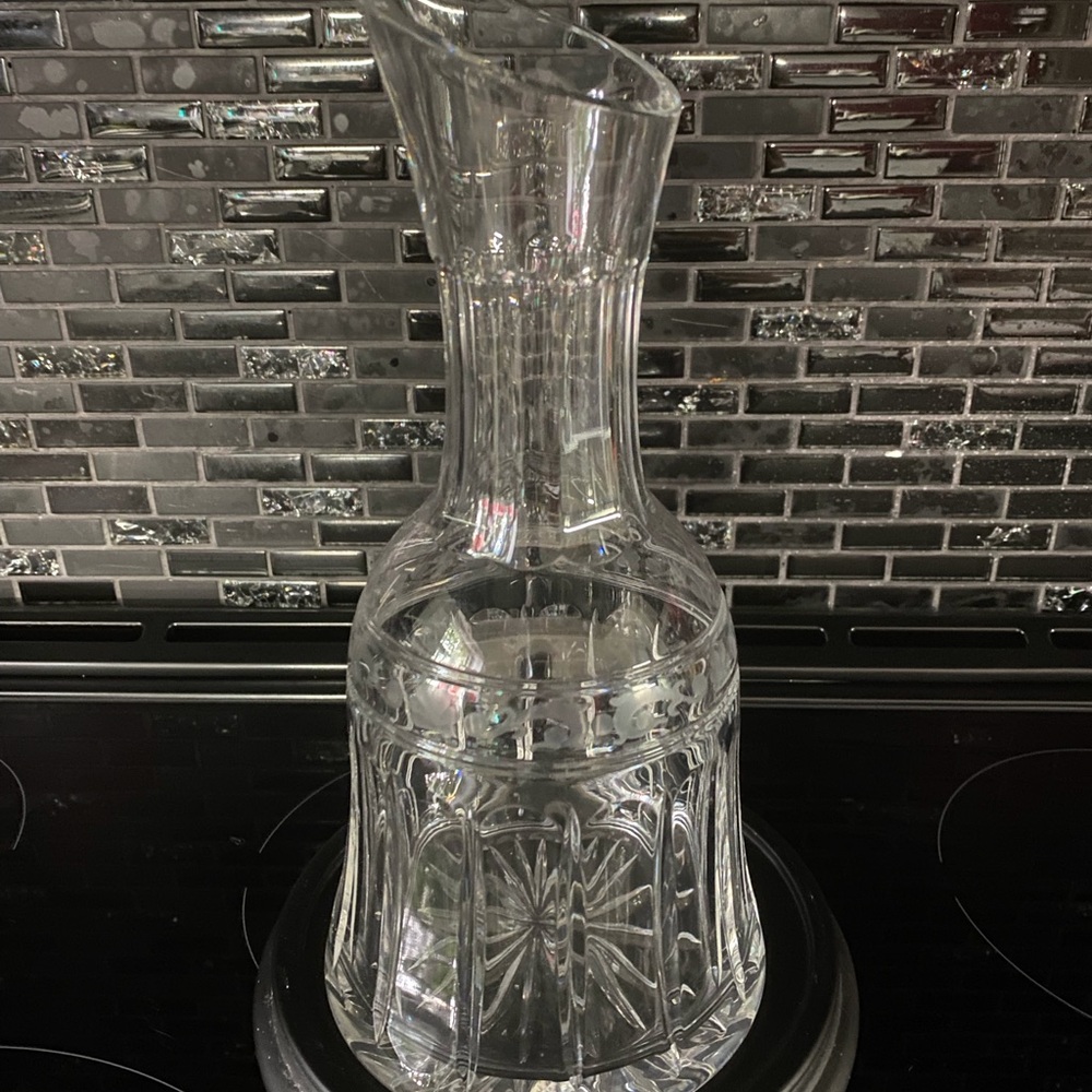 24% Lead Cut Crystal Wine Aerator